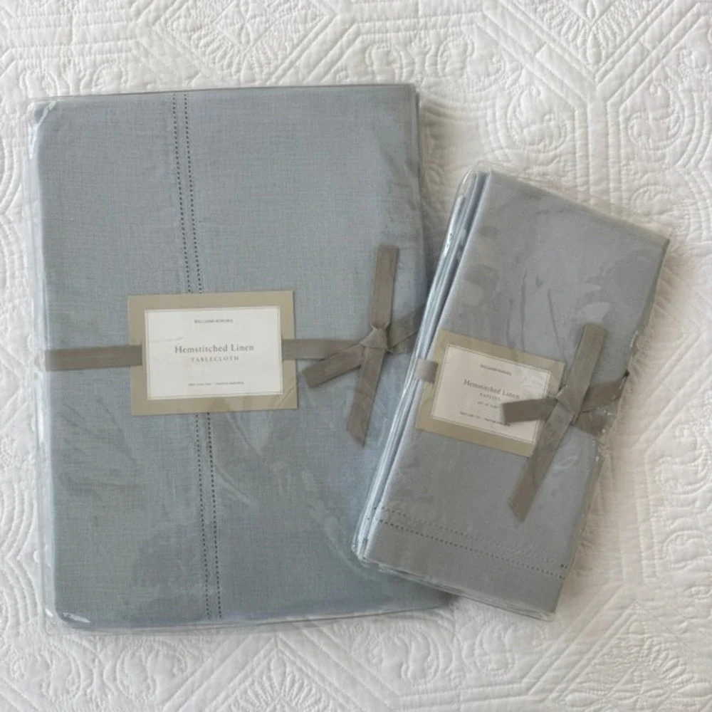 Williams Sonoma Hemstitched Linen Tablecloth 70x70 & 4 Napkins Set Pale Blue NWT